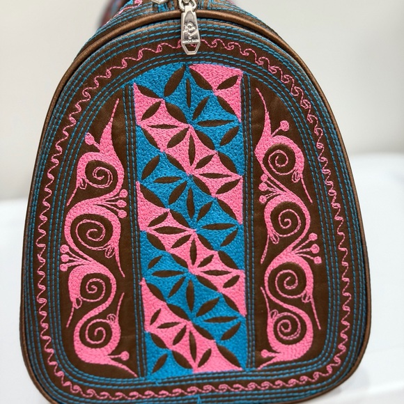 NEW XL BANDA BAG “THE WEEKENDER” TOTE BAG CARRY-ON TRAVELER ~ BEAUTIFUL - Picture 4 of 11